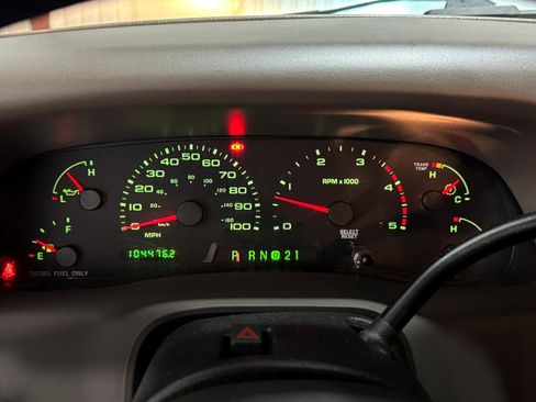 Used 2002 Ford F350 XLT image 8