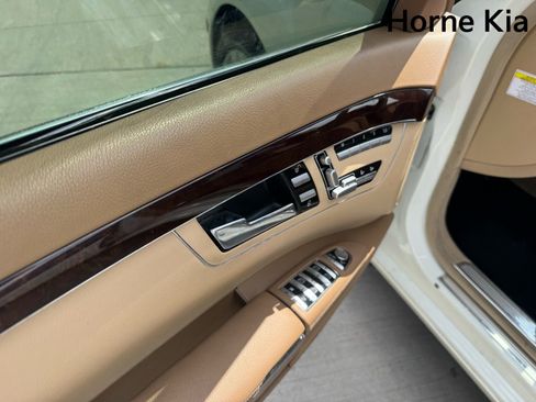 Used 2007 Mercedes-Benz S 550 image 11