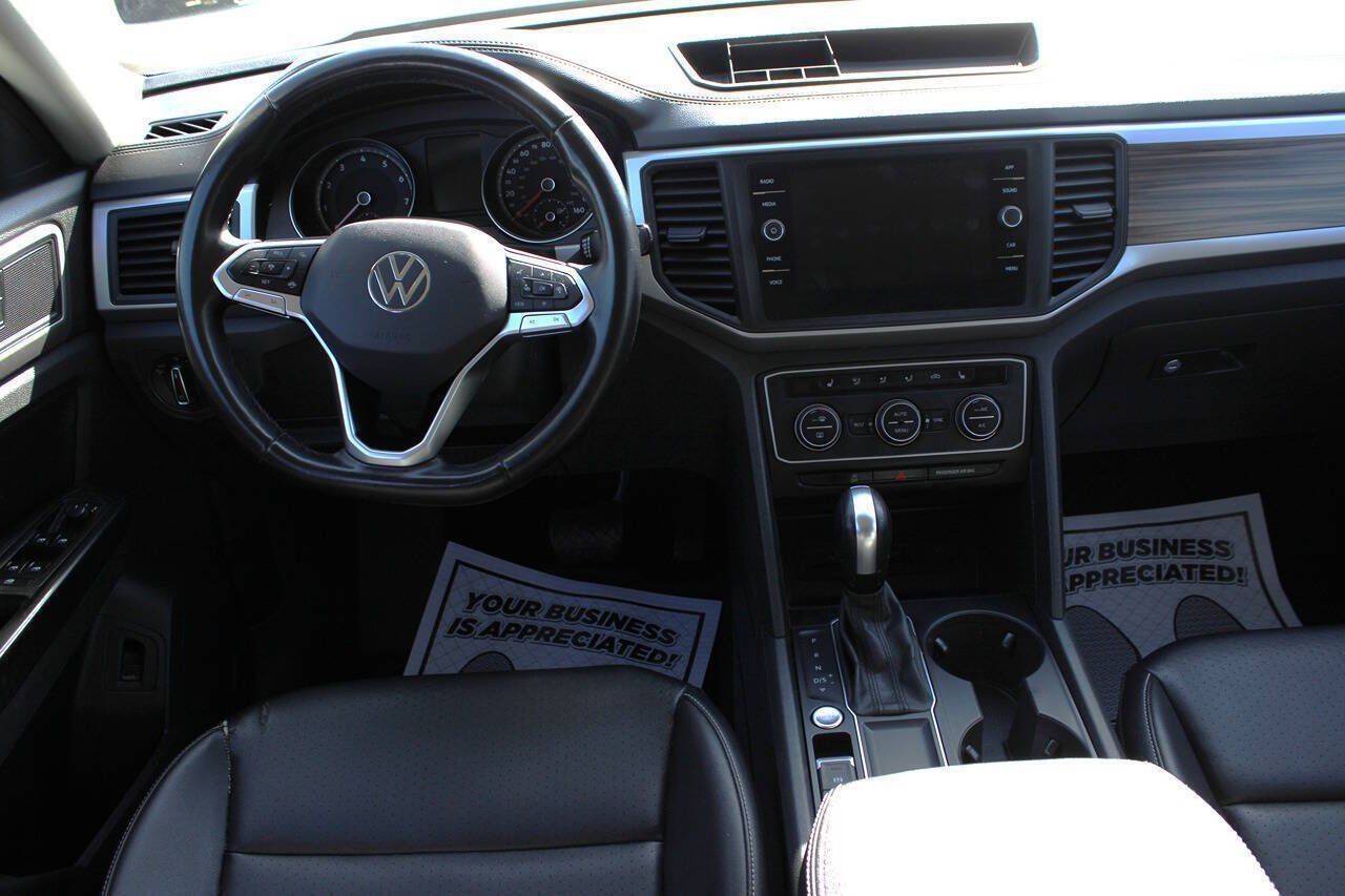 Used 2021 Volkswagen Atlas SE w/ Towing Package FWD image 11