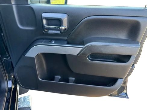 Used 2019 Chevrolet Silverado 2500 LT w/ Midnight Edition AWD/4WD image 13