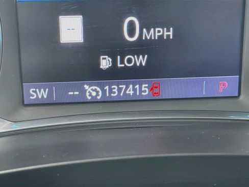 Used 2020 Chevrolet Traverse LT w/ LT Premium Package AWD/4WD image 14
