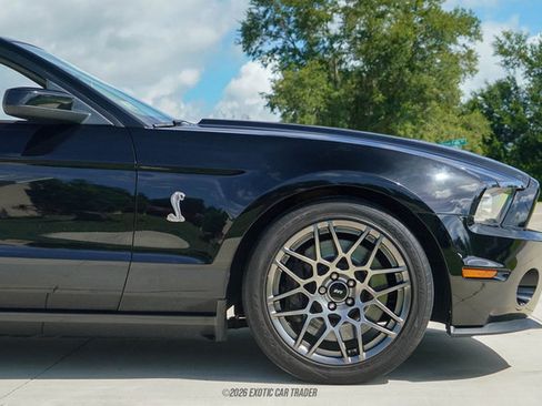 Used 2014 Ford Mustang Shelby GT500 w/ Equipment Group 821A RWD image 9