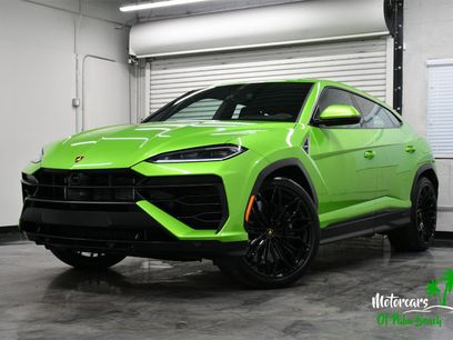 Used 2025 Lamborghini Urus SE