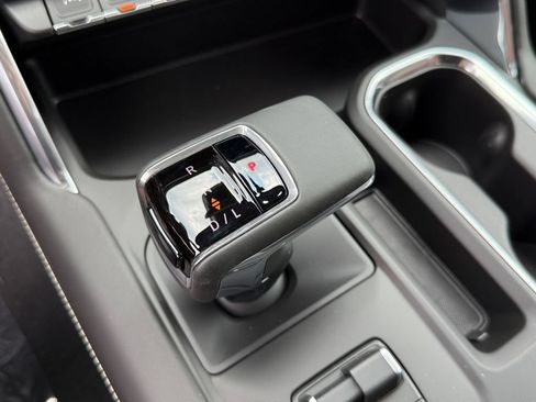 New 2026 GMC Sierra 1500 Denali Ultimate w/ LPO, Black Badging Package AWD/4WD image 24