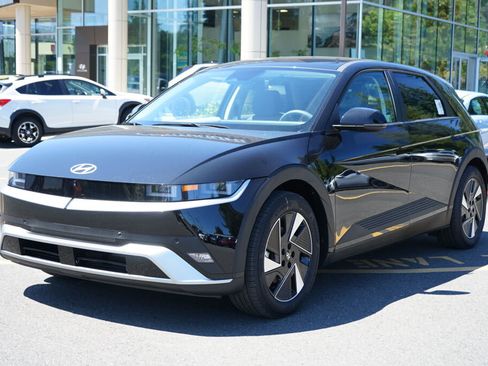 New 2026 Hyundai Ioniq 5 SE image 1