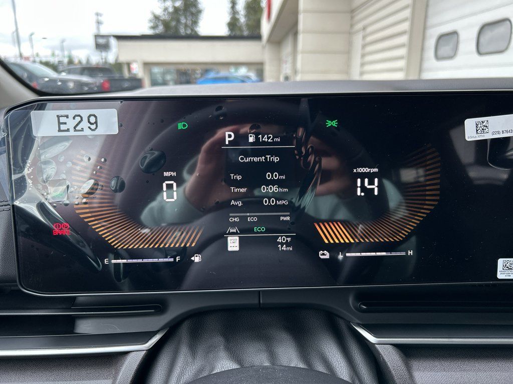 New 2026 Kia Carnival EX FWD image 27