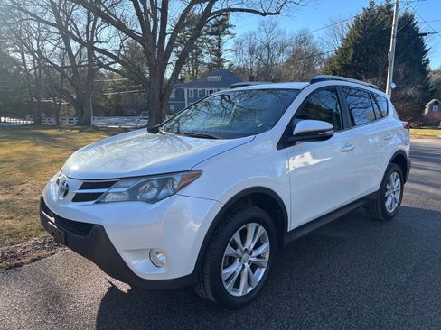 Used 2014 Toyota RAV4 Limited image 5
