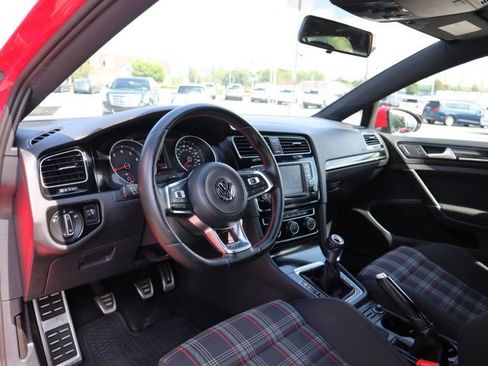 Used 2017 Volkswagen GTI S FWD image 10