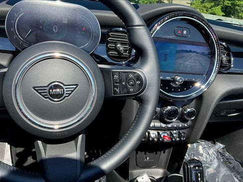 Used 2023 MINI Cooper Cooper image 43