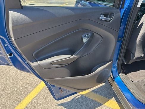 Used 2019 Ford Escape SE AWD/4WD image 18