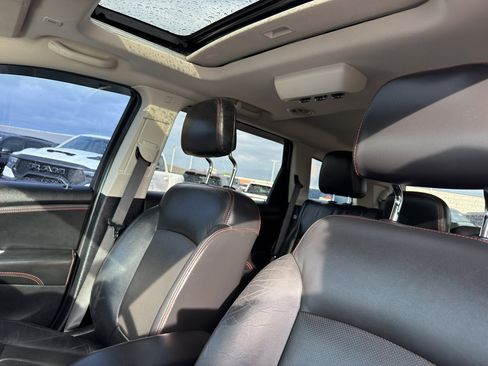 Used 2018 Dodge Journey GT w/ Nav & Sun Group AWD/4WD image 28