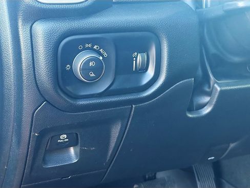 Used 2023 RAM 1500 Big Horn image 9