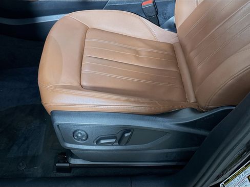 Used 2021 Audi Q5 2.0T Premium w/ Convenience Package image 21