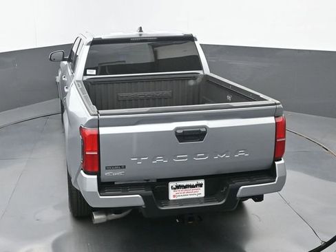 Used 2025 Toyota Tacoma SR5 image 28