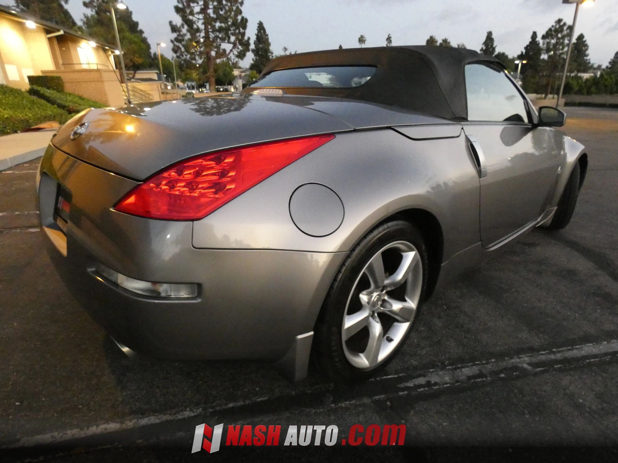 Used 2008 Nissan 350Z Touring RWD image 48