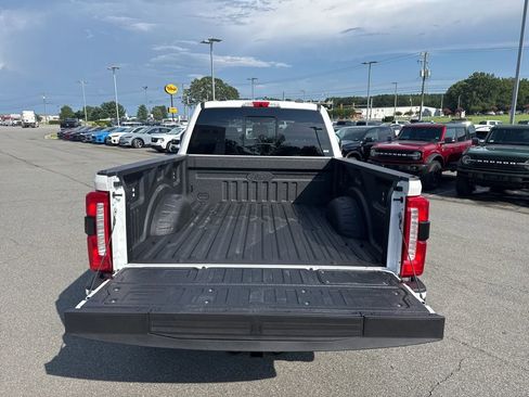 New 2025 Ford F250 Lariat w/ Lariat Ultimate Package image 5