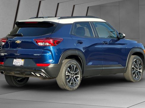 Used 2022 Chevrolet TrailBlazer ACTIV w/ Technology Package image 4