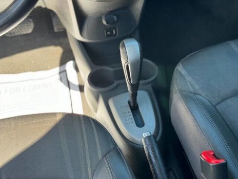 Used 2014 Chevrolet Spark LT image 15