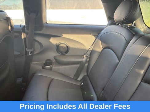 Used 2015 MINI Cooper 2-Door Hardtop FWD image 8