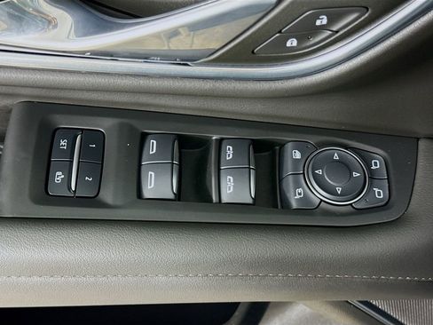 Used 2024 Chevrolet Tahoe High Country image 20