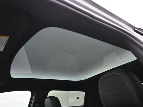 Used 2025 GMC Sierra EV Denali image 12