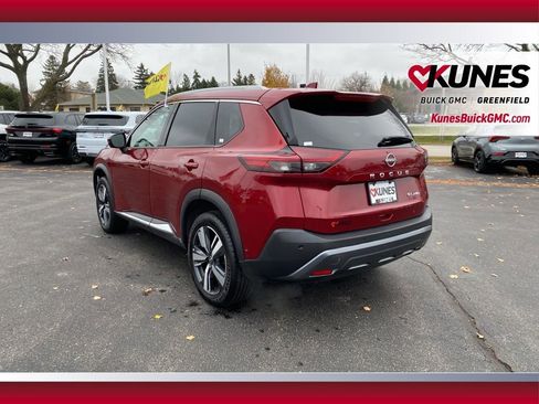 Used 2023 Nissan Rogue SL w/ SL Premium Package image 9