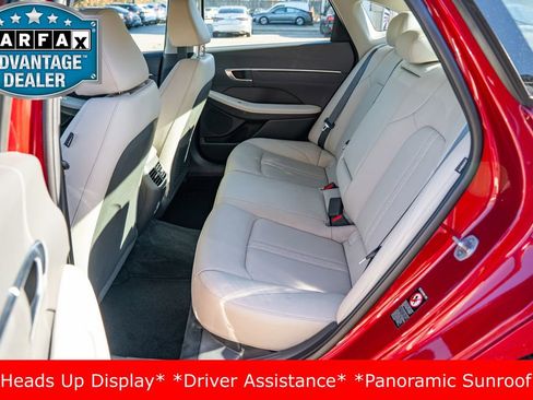 Used 2023 Hyundai Sonata Limited w/ Preferred Accessory Package image 17