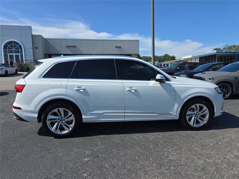Used 2022 Audi Q7 3.0T Premium Plus AWD/4WD image 2