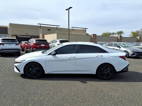 New 2026 Hyundai Elantra SEL Sport Premium FWD image 3