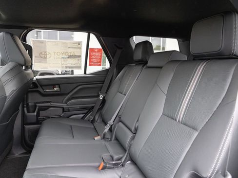 New 2026 Toyota 4Runner Limited image 10