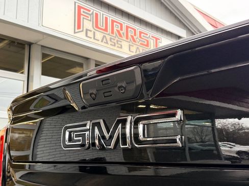 Used 2022 GMC Sierra 2500 AT4 w/ AT4 Premium Plus Package image 9