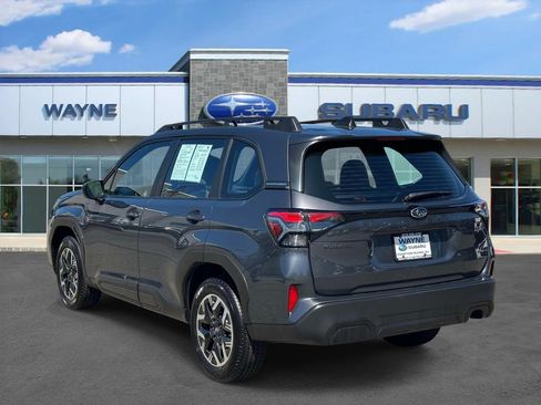 Certified 2025 Subaru Forester AWD/4WD image 3