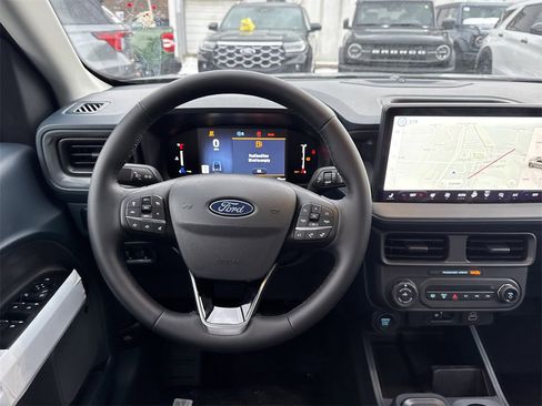 New 2026 Ford Maverick Lariat w/ Black Appearance Package image 14