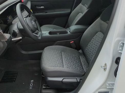 New 2026 Nissan Kicks SV w/ Cold Weather Package image 11