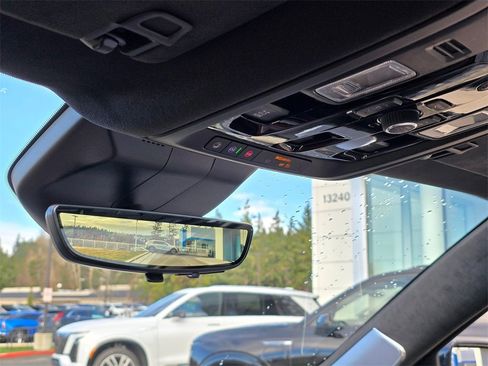 New 2026 Cadillac Escalade ESV Platinum Sport image 29