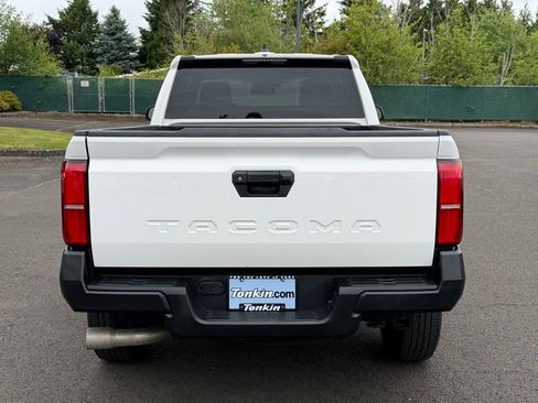 Used 2024 Toyota Tacoma SR RWD image 7