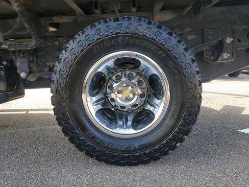 Used 2024 Chevrolet Silverado 3500 W/T w/ WT Convenience Package image 11