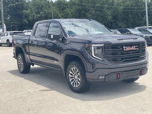 Used 2023 GMC Sierra 1500 AT4 AWD/4WD image 5