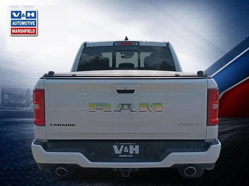 Used 2026 RAM 1500 Laramie w/ Sport Appearance Package AWD/4WD image 5