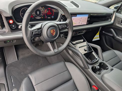 New 2026 Porsche Cayenne AWD/4WD image 4
