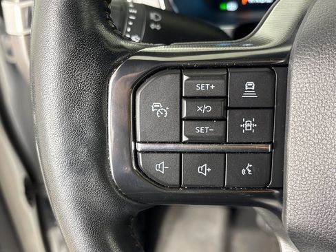 Certified 2022 Ford F150 Platinum w/ Equipment Group 701A High image 17