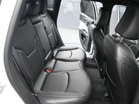 Used 2024 Jeep Compass Limited image 26