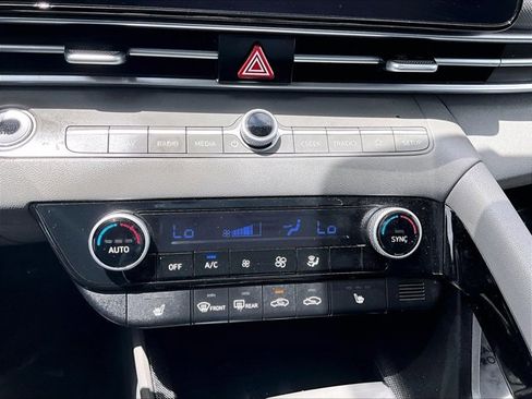 Used 2023 Hyundai Elantra SEL w/ Convenience Package FWD image 23