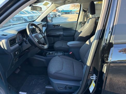 New 2025 Ford Maverick XLT w/ XLT Luxury Package image 9