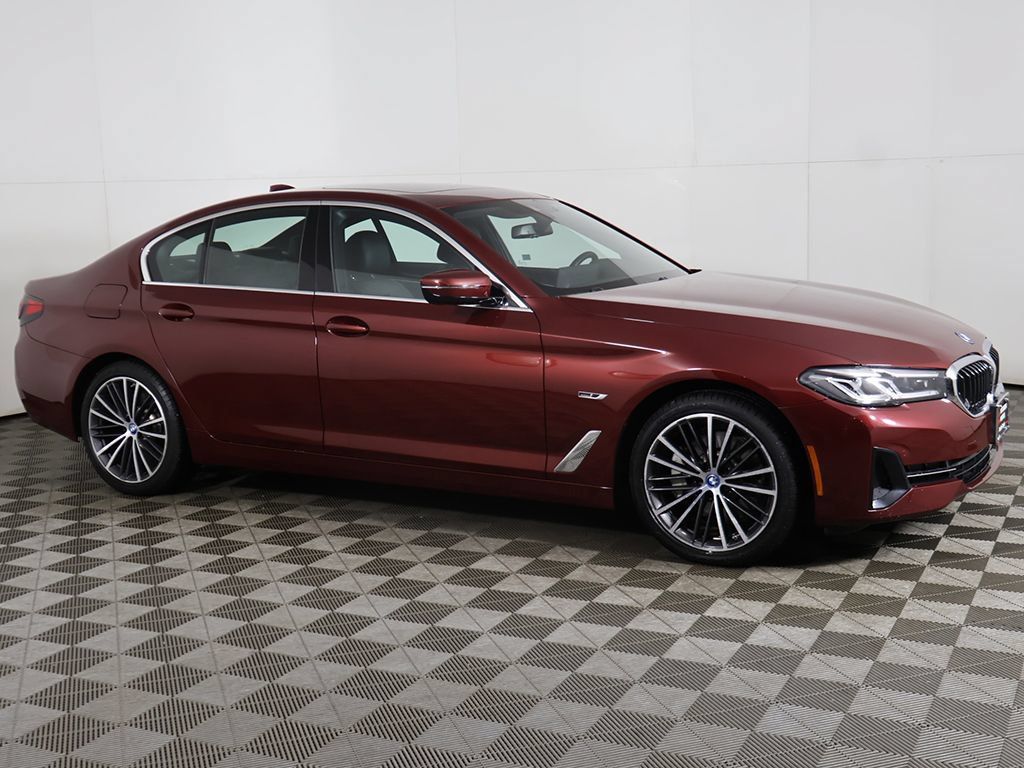 Used 2023 BMW 530e xDrive w/ Convenience Package AWD/4WD image 15