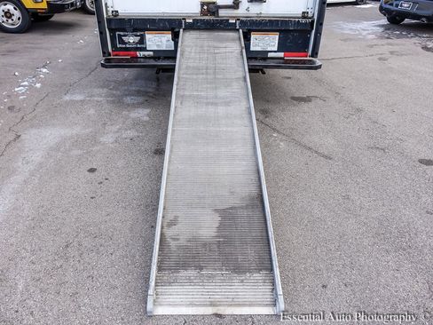 Used 2020 GMC Savana 3500 G3500 177 in. w/ Driver Convenience Package image 20