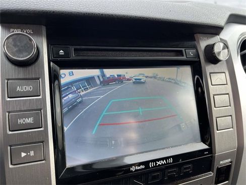 Used 2017 Toyota Tundra SR5 image 18
