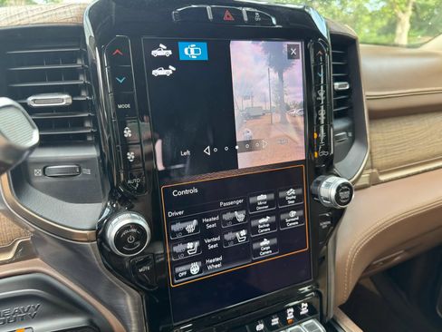 Used 2019 RAM 2500 Limited AWD/4WD image 43