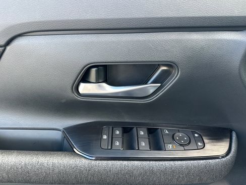 New 2026 Nissan Kicks SV image 11