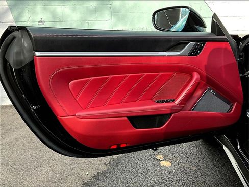 Certified 2022 Porsche 911 Turbo S image 28